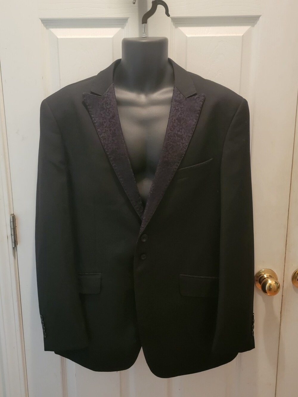Angelino Mens Formal Blazer - Black with Black Floral Pattern Lapel - Size 42